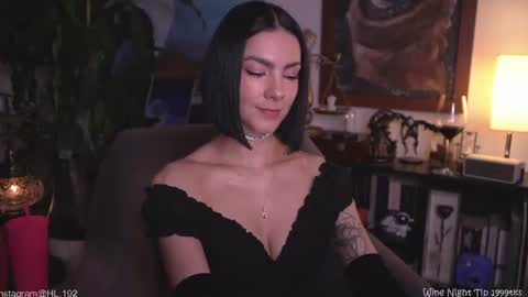 Holly Linder online show from July 25, 3:32 am