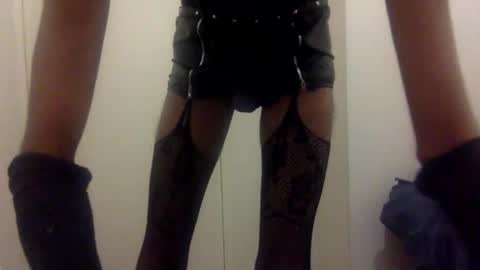 EDGED DICK online show from April 16, 4:47 pm