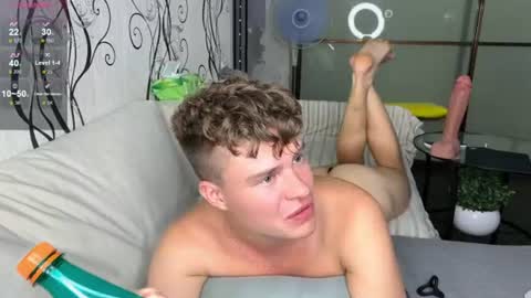 holy_eggs_00 online show from July 28, 7:20 pm