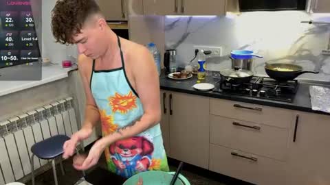 holy_eggs_00 online show from August 14, 4:21 pm