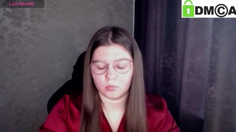 Welcome guys  Pleasure to see you all here  My name is MichaelaTip menu is active Private is open  online show from February 24, 6:34 am