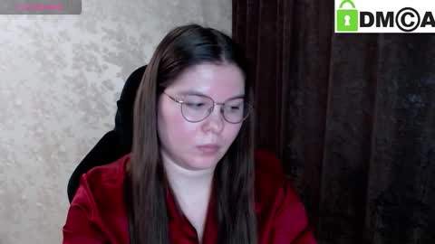 Welcome guys  Pleasure to see you all here  My name is MichaelaTip menu is active Private is open  online show from February 25, 8:07 pm