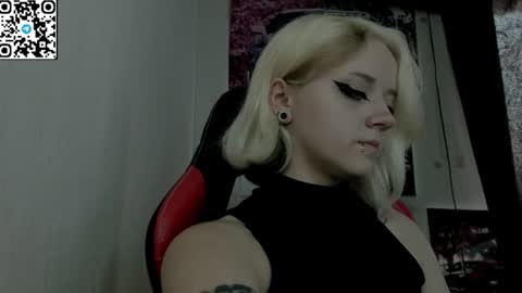 holy_mistresss online show from July 28, 11:16 am