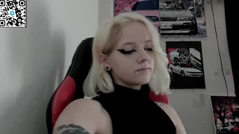 holy_mistresss online show from August 1, 10:32 am