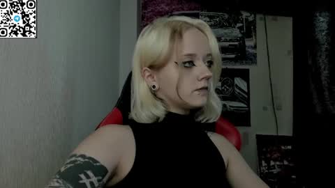 holy_mistresss online show from August 7, 9:42 am