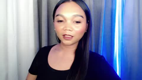 Bella online show from August 17, 9:53 pm