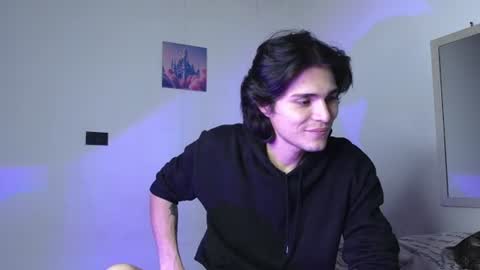 holy_taby_ online show from August 6, 8:24 am
