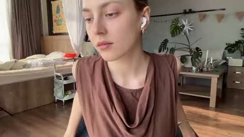 dori not holy online show from August 12, 2:08 pm
