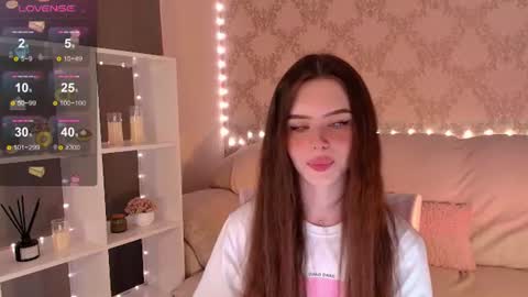 Mia online show from July 13, 5:36 am