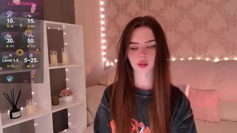Mia online show from July 16, 5:41 am