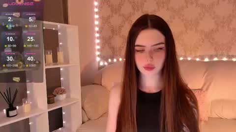 Mia online show from July 19, 3:30 am