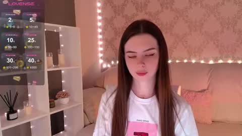 Mia online show from August 12, 4:48 am
