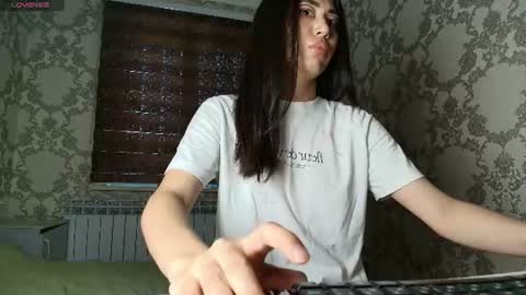 homura_ayanami online show from July 20, 6:27 am