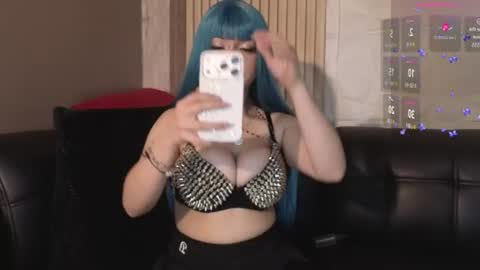 Honney online show from August 4, 9:56 pm