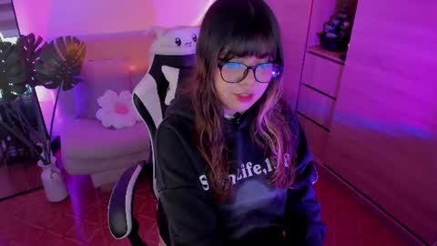 Milenka online show from August 6, 6:51 pm