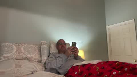 honey_man14 online show from August 5, 8:29 pm