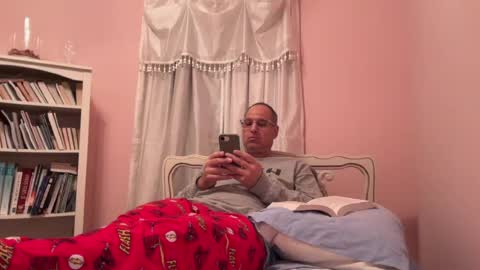 honey_man14 online show from August 5, 9:35 pm