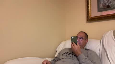 honey_man14 online show from August 6, 10:58 am