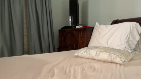 honey_man14 online show from August 14, 8:12 pm