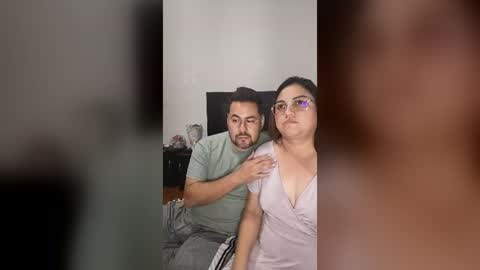 Honey y Edu online show from August 14, 4:38 am