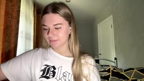 Klara online show from August 2, 7:37 am
