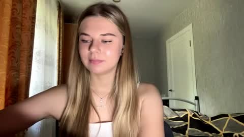 Klara online show from August 2, 8:43 am