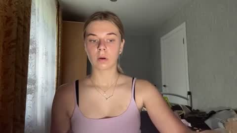 Klara online show from August 3, 9:27 am