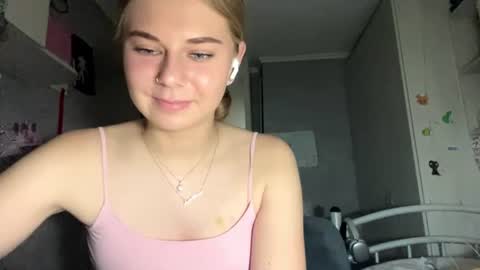 Klara online show from August 5, 12:41 am
