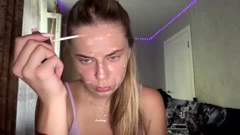 Klara online show from August 12, 10:17 am