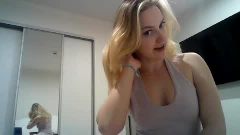 honeyblakex online show from July 28, 6:19 am