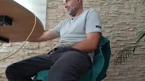 honeydaddyforyou online show from September 8, 2:46 pm