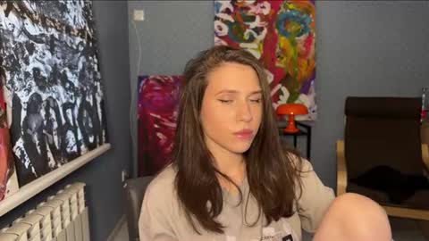 honeyed_hazze online show from June 25, 4:43 pm