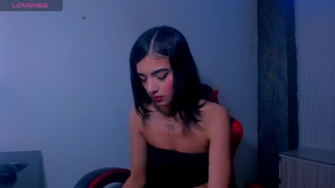 HONEY LUXE online show from August 13, 4:59 am