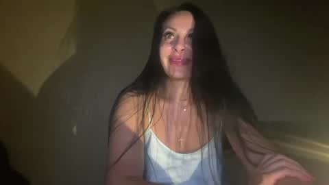 honeyvibe26 online show from August 10, 10:44 pm