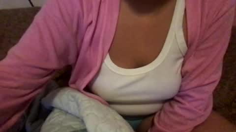 honeyyy89 online show from August 7, 2:55 am
