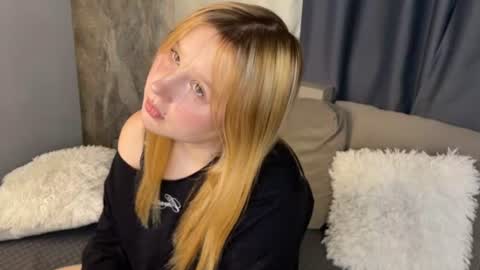 Nicol online show from September 3, 10:13 pm