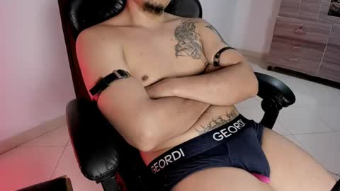 honter20 online show from August 13, 10:18 am