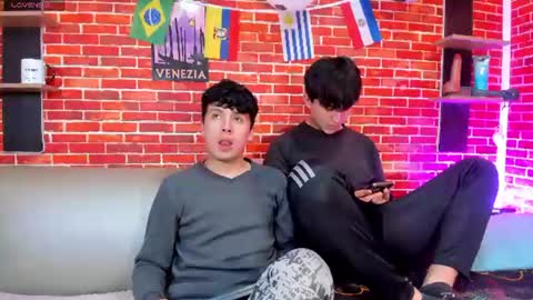 Jake y Troy online show from June 20, 8:31 pm