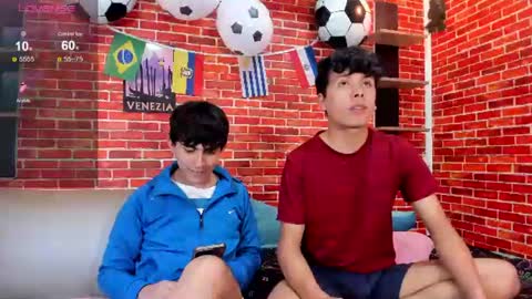 Jake y Troy online show from June 26, 11:52 pm