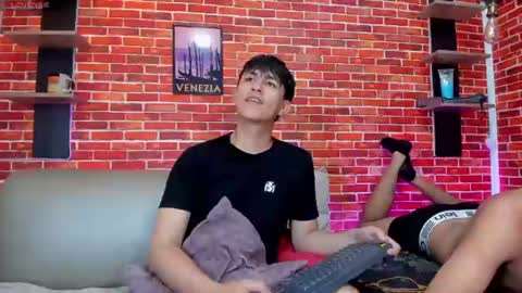 Jake y Troy online show from July 15, 11:05 pm