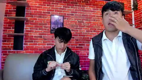 Jake y Troy online show from July 18, 7:59 pm