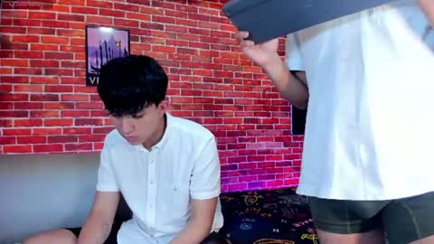 Jake y Troy online show from July 18, 9:05 pm
