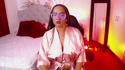 hope11x online show from August 3, 7:54 pm