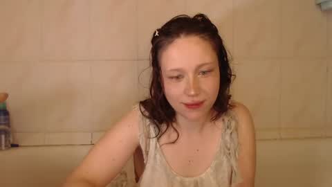 Roxy online show from August 8, 8:53 pm