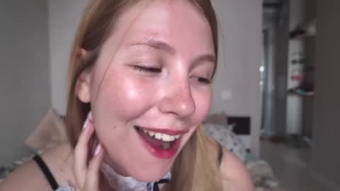 Audrey online show from August 6, 3:16 am