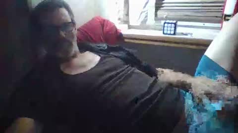 joey online show from May 25, 8:38 am