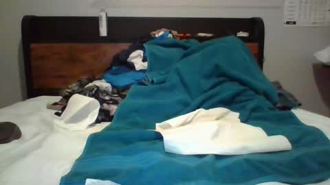 horny4sexymilf916 online show from June 19, 8:14 am