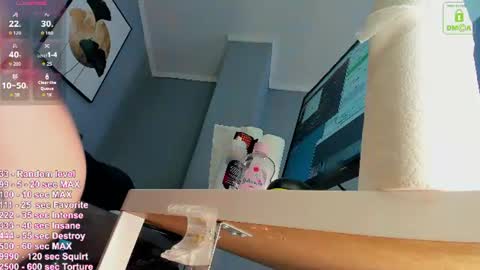 Naomi online show from July 15, 3:24 pm
