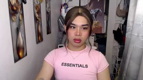 horny_honeyx online show from July 20, 10:24 pm