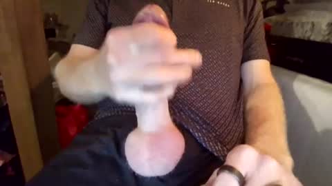 horny_hubby0077 online show from June 20, 4:34 am